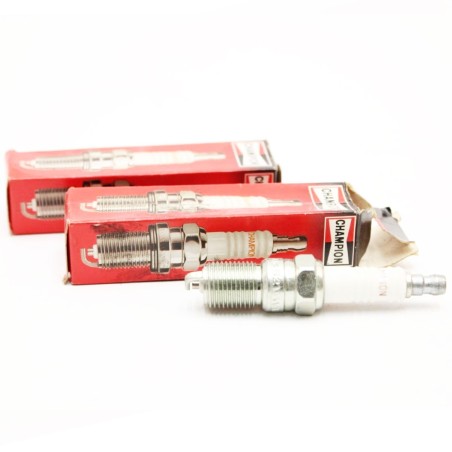 Lot de 10 bougies d'allumage CHAMPION RS9YC pour Talbot Samba Rallye
