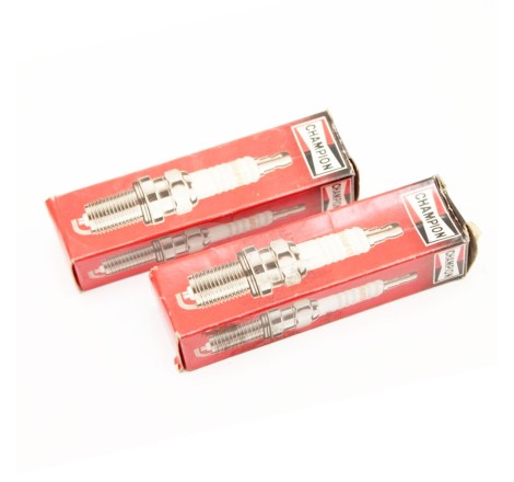 Lot de 10 bougies d'allumage CHAMPION RS9YC pour Talbot Samba Rallye