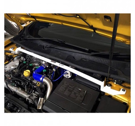 Barre anti-rapprochement supérieure avant ULTRA RACING pour Renault Megane 3 RS